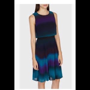 ISO in search of Karen Millen Green dress US 6